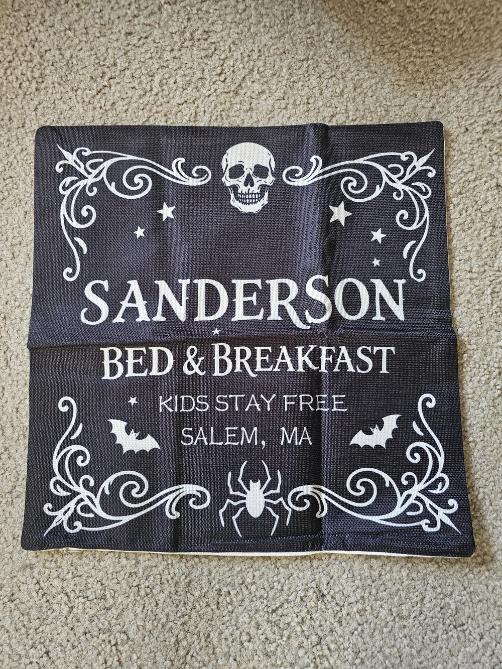 Sanderson Sisters Bed & Breakfast Decorative Halloween Pillowcase - Picture 5 of 12